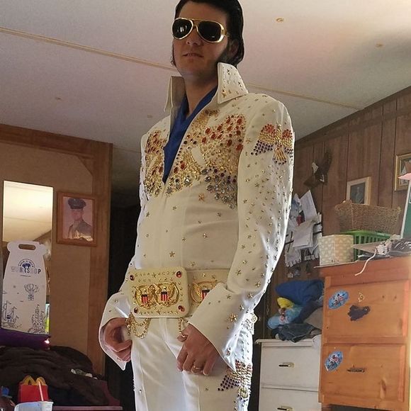 Meet your Posher, Aaron - Picture 1 of 1